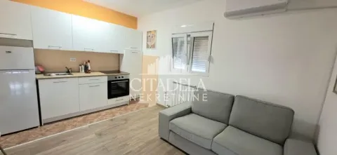 Rent, three bedroom apartment, 69m², Jajinci, Voždovac Sve Podlokacije - image 3