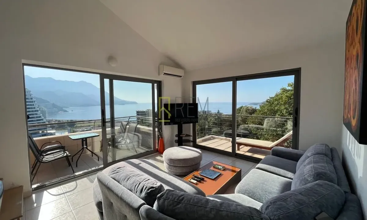 Prodaja, trosoban stan, 75m², Bečići, Budva