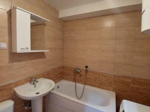 Rent, two bedroom apartment, 65m², Blok 9, Podgorica - image 12