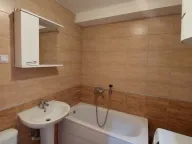 Izdavanje, dvosoban stan, 65m², Blok 9, Podgorica - image 12
