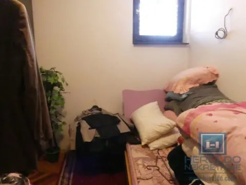 Prodaja, kuća, 380m², Pivara, Jagodina - image 81