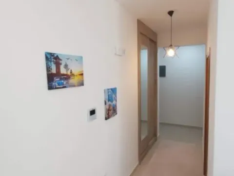 Rent, one bedroom apartment, 39m², Ulcinj, Crna Gora - image 5