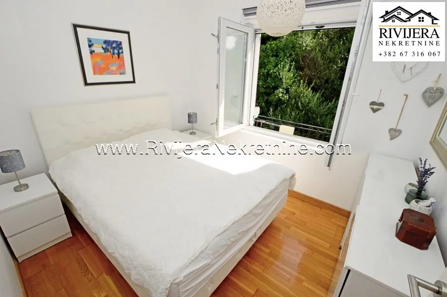Prodaja, dvosoban stan, 70m², Baošići, Herceg Novi