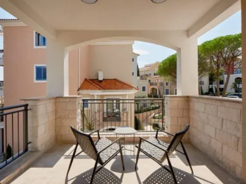 Sale, two bedroom apartment, 80m², Luštica Bay, Tivat - image 3