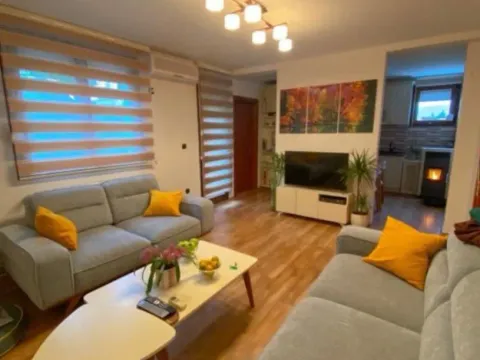 Sale, house, 210m², Donja Gorica, Podgorica - image 2