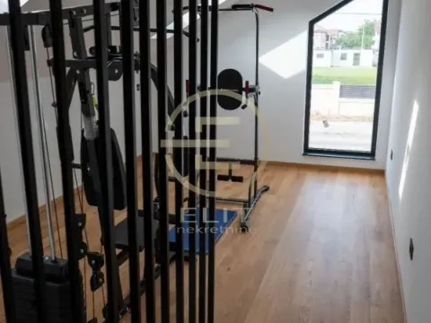 Prodaja, kuća, 210m², Veternik, Novi Sad Sve Podlokacije - image 32