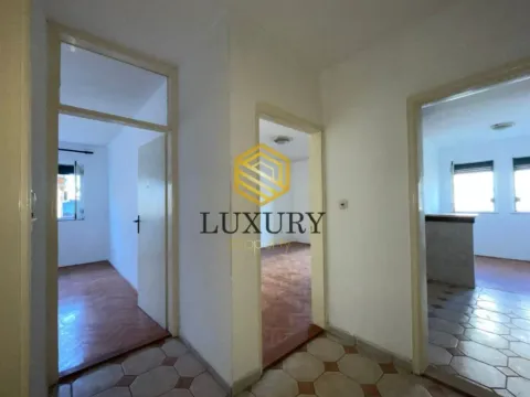 Sale, one bedroom apartment, 52m², Stari Aerodrom, Podgorica - image 7