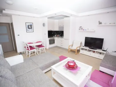 Rent, one bedroom apartment, 55m², Pržno, Budva - image 9