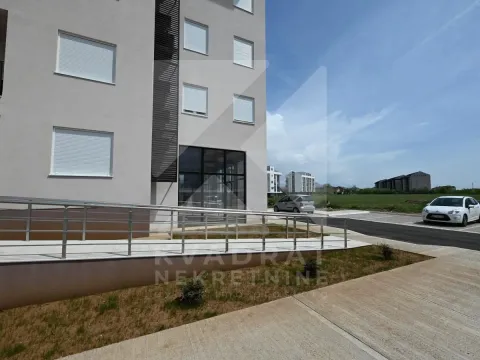 Rent, office space, 62m², Zabjelo, Podgorica - image 8