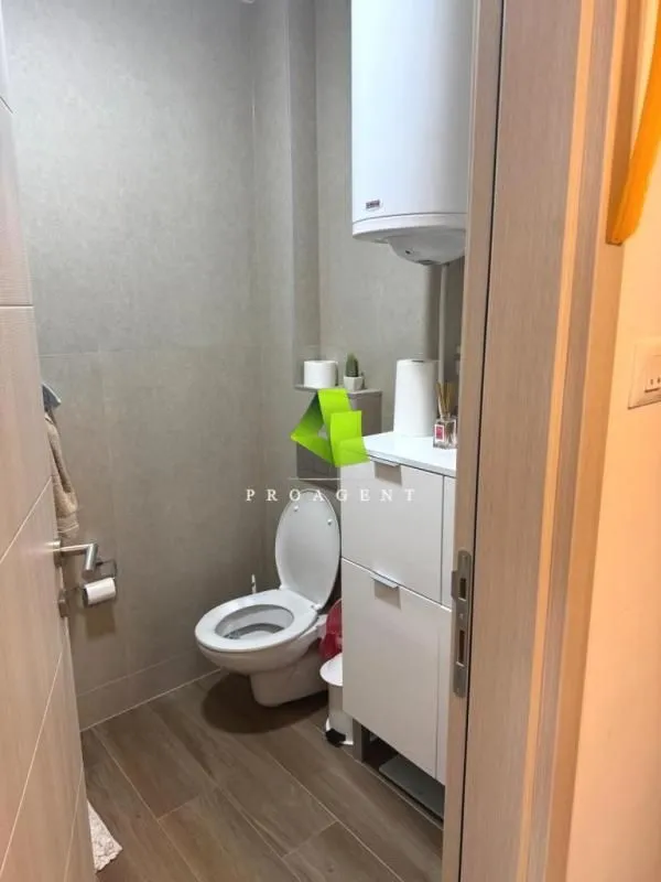 Prodaja, trosoban stan, 106m², Medijana, Niš