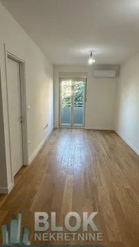 Rent, one bedroom apartment, 40m², Central Point, Podgorica - image 7