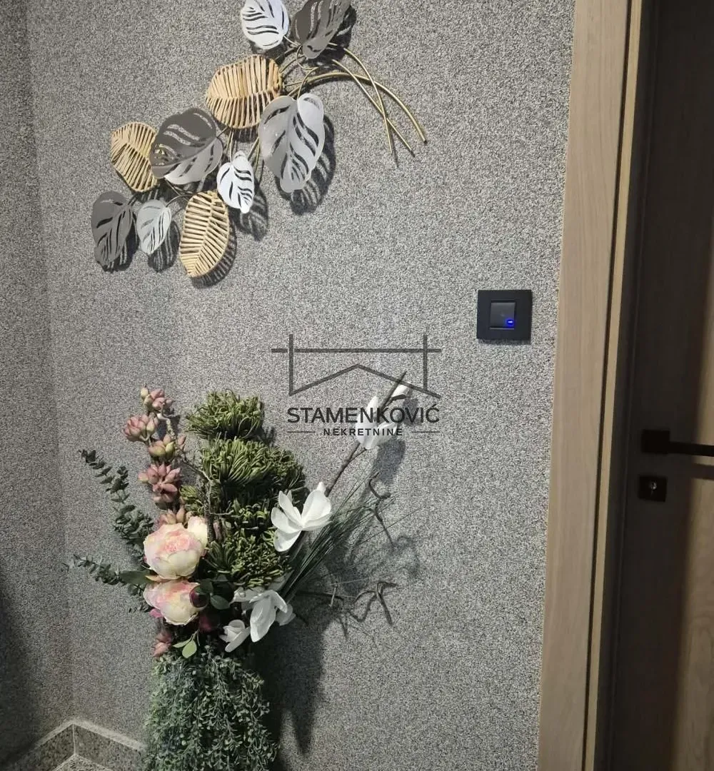 Rent, four bedroom apartment, 95m², Adamovićevo Naselje, Novi Sad Sve Podlokacije