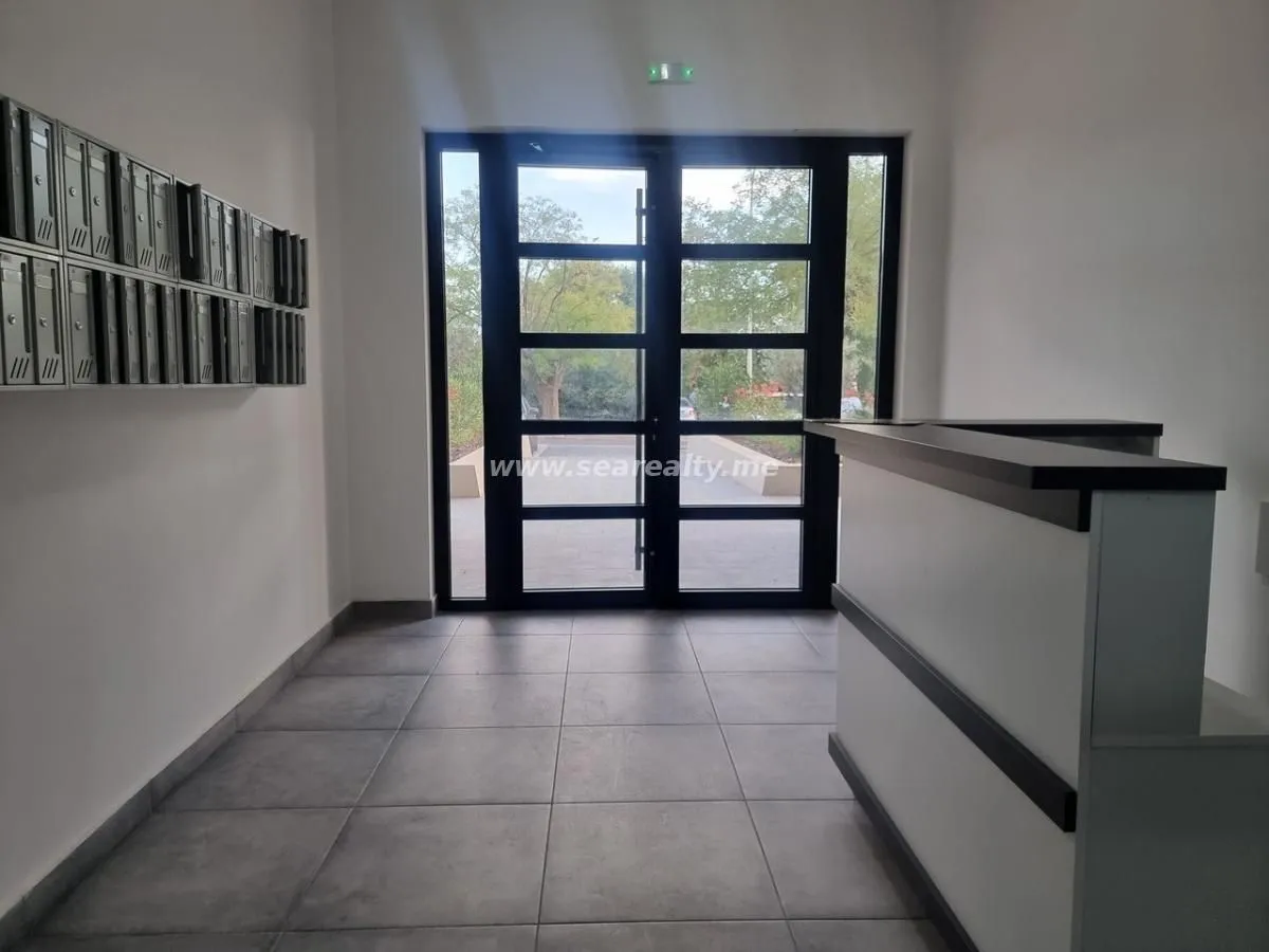 Prodaja, stan, 56m², Tivat, Crna Gora