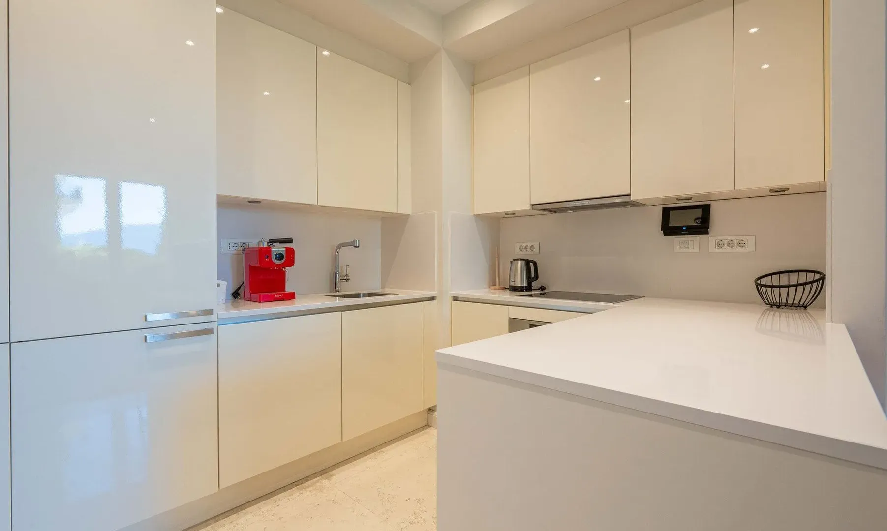 Rent, one bedroom apartment, 64m², Porto Montenegro, Tivat