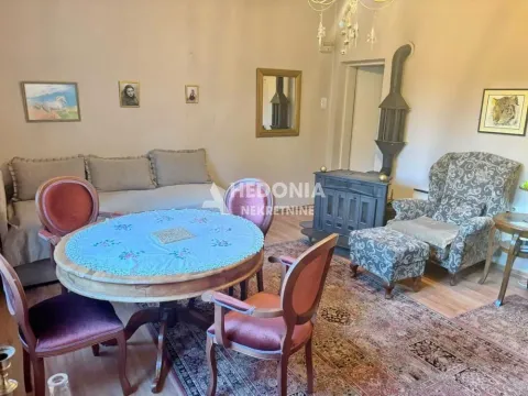 Sale, house, 181m², Zemun Gornji Grad, Zemun Sve Podlokacije - image 3