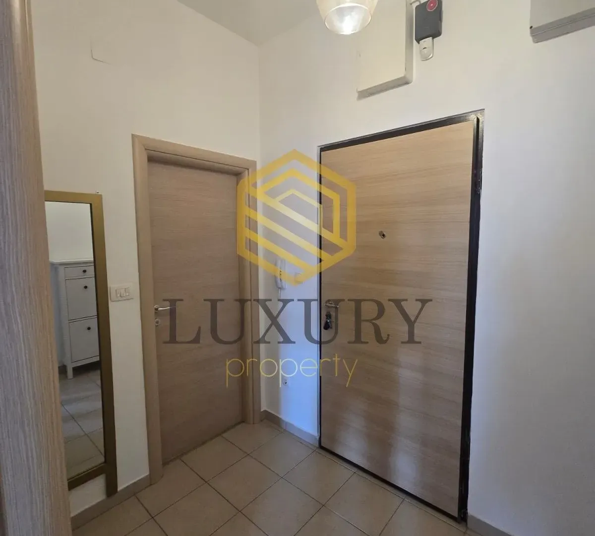 Rent, one bedroom apartment, 40m², Ljubović, Podgorica