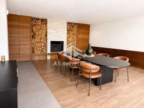 Izdavanje, četvorosoban stan, 160m², Vračar Hram, Vračar Sve Podlokacije - image 4