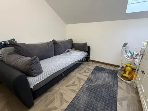 Prodaja, četvorosoban stan, 86m², Zemun Sve Podlokacije, Beograd - image 11