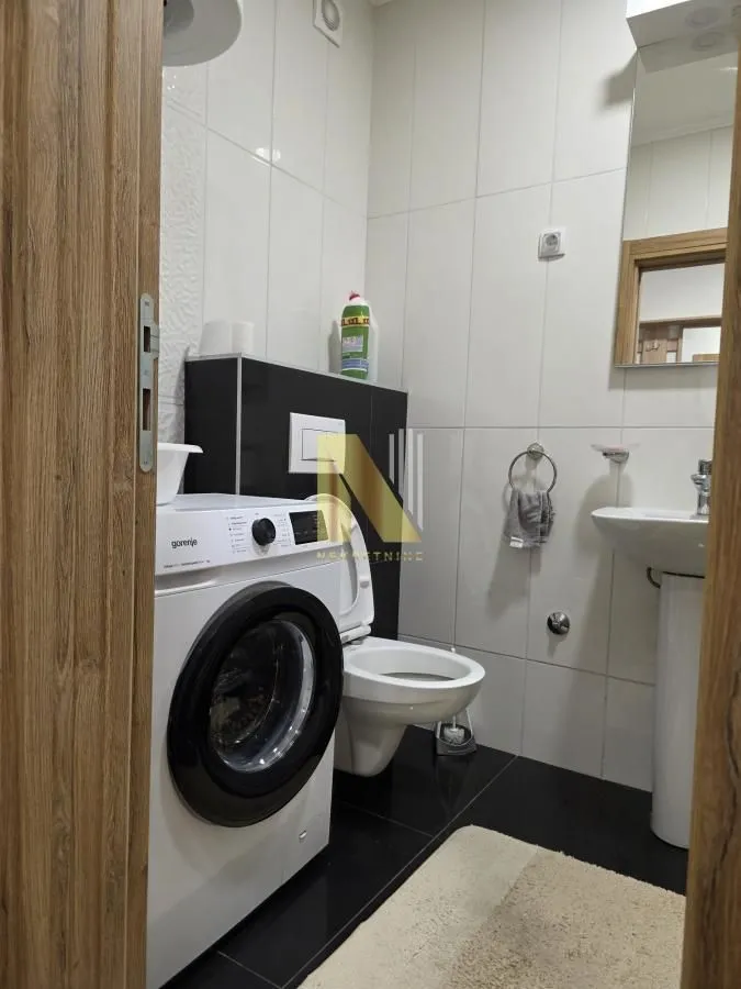 Izdavanje, jednosoban stan, 40m², Salajka, Novi Sad Sve Podlokacije