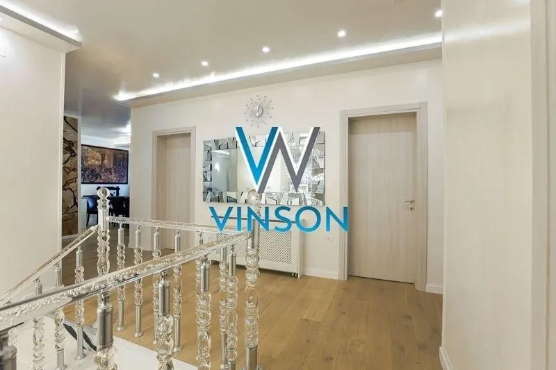 Prodaja, četvorosoban stan, 169m², Salajka, Novi Sad Sve Podlokacije