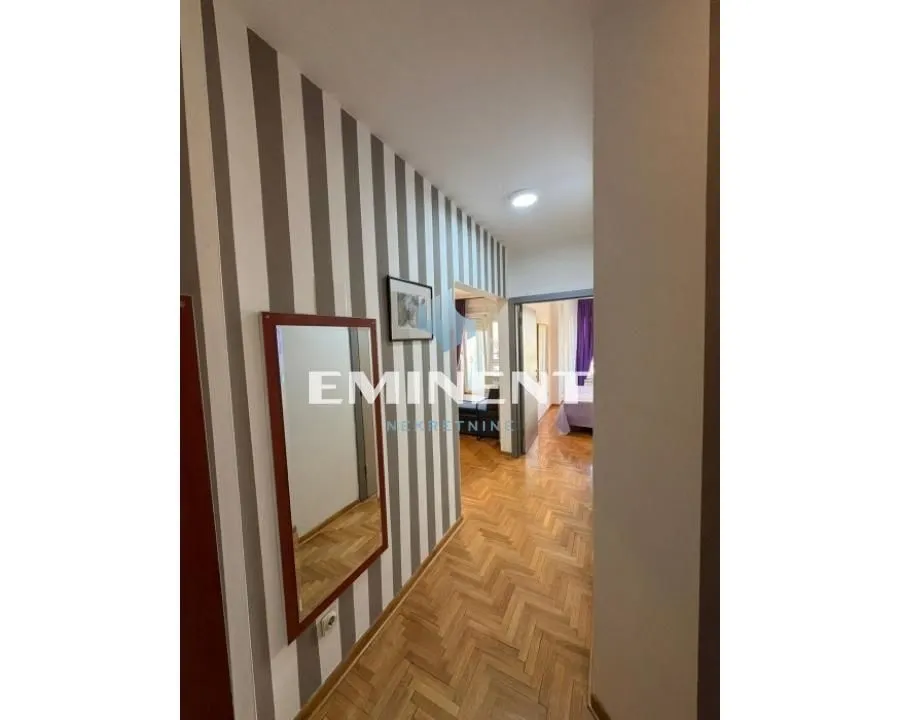 Rent, two bedroom apartment, 41m², Neimar, Vračar Sve Podlokacije