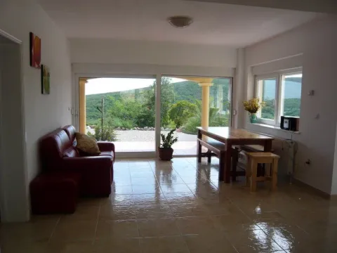 Prodaja, kuća, 220m², Nikšić, Crna Gora - image 2