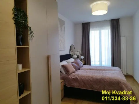 Izdavanje, trosoban stan, 92m², Stari Grad, Beograd - image 7