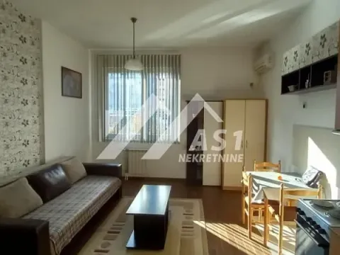 Izdavanje, jednosoban stan, 28m², Bulevar Evrope, Novi Sad Sve Podlokacije - image 7