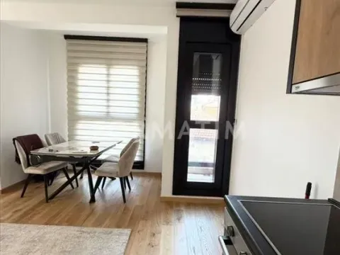 Izdavanje, dvosoban stan, 60m², Cvetkova Pijaca, Zvezdara Sve Podlokacije - image 3