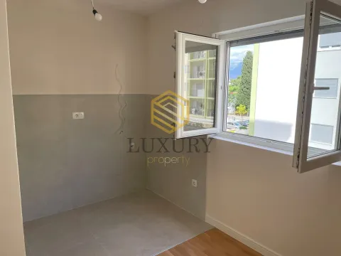 Rent, office space, 40m², Pobrežje, Podgorica - image 6