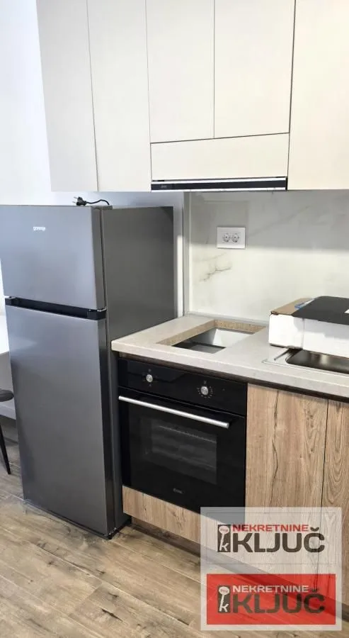 Izdavanje, garsonjera, 35m², Veternik, Novi Sad Sve Podlokacije