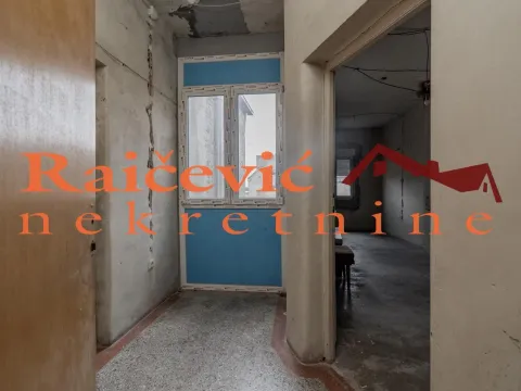 Prodaja, trosoban stan, 77m², Stari Grad, Beograd - image 12