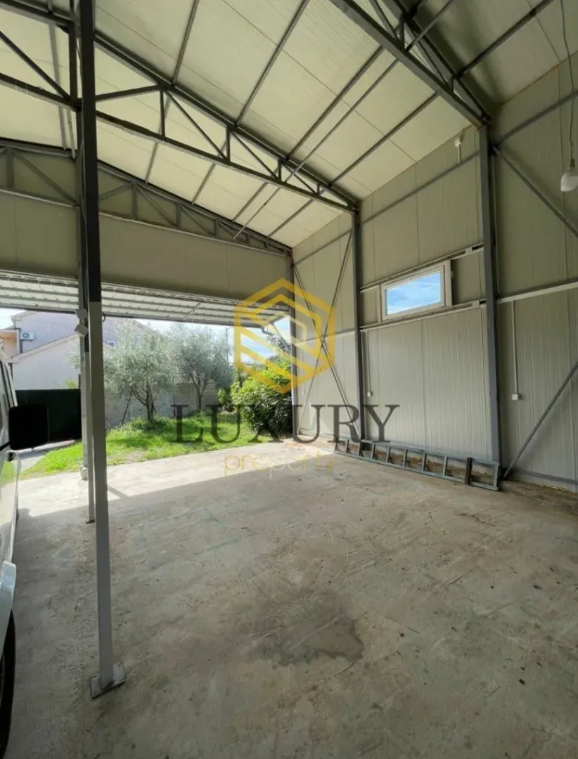 Rent, office space, 80m², Gornja Gorica, Podgorica