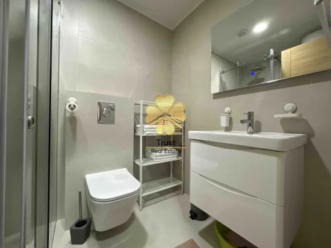 Izdavanje, dvosoban stan, 60m², City Kvart, Podgorica - image 10