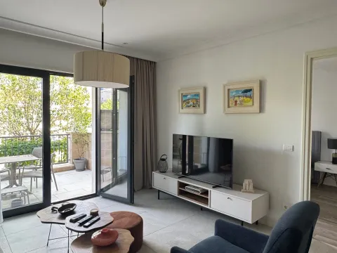Rent, one bedroom apartment, 60m², Luštica Bay, Tivat - image 1
