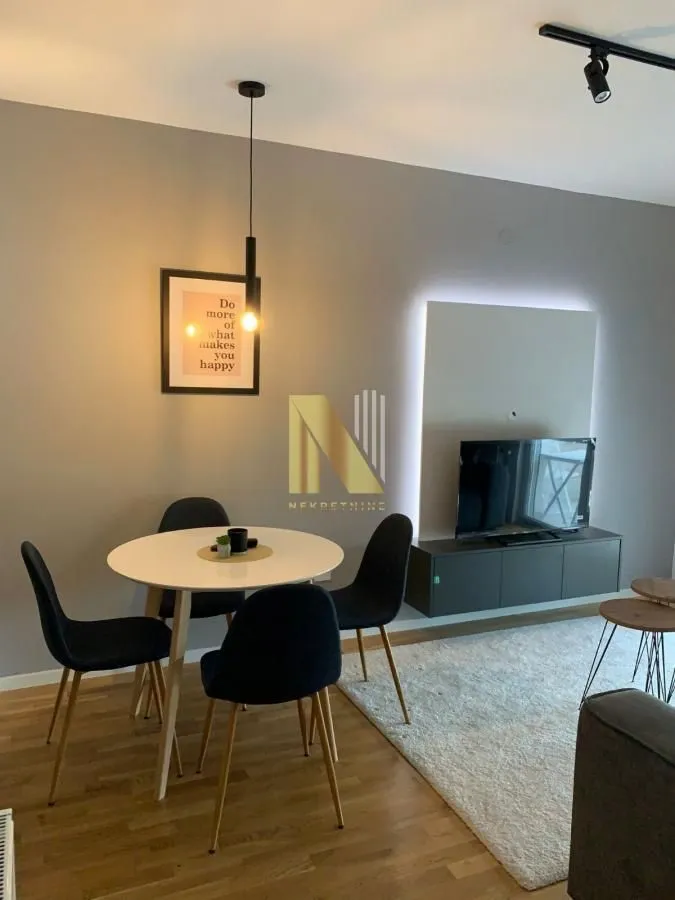 Izdavanje, jednosoban stan, 40m², Novo naselje, Novi Sad