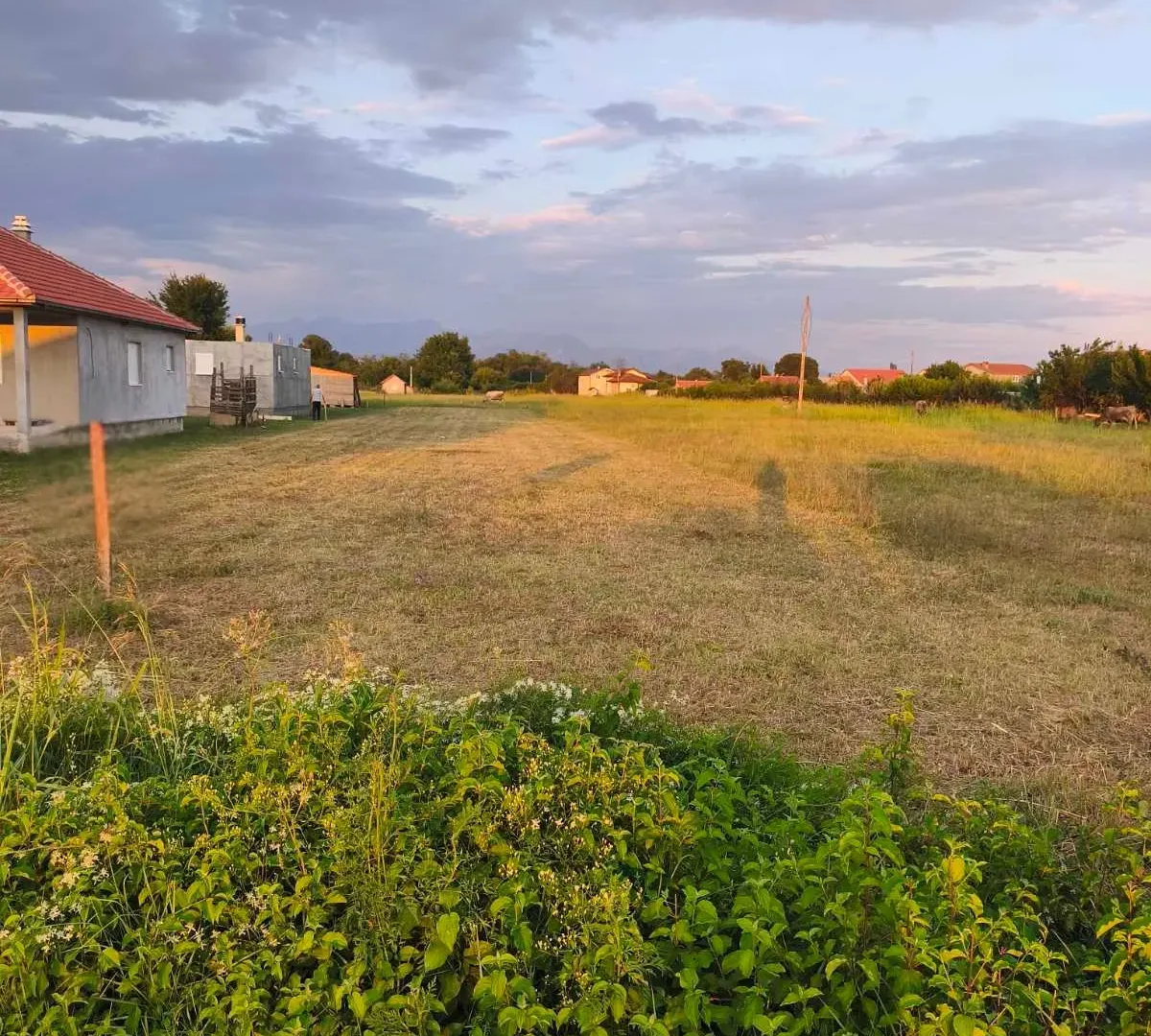Prodaja, plac, 930m², Zeta, Podgorica