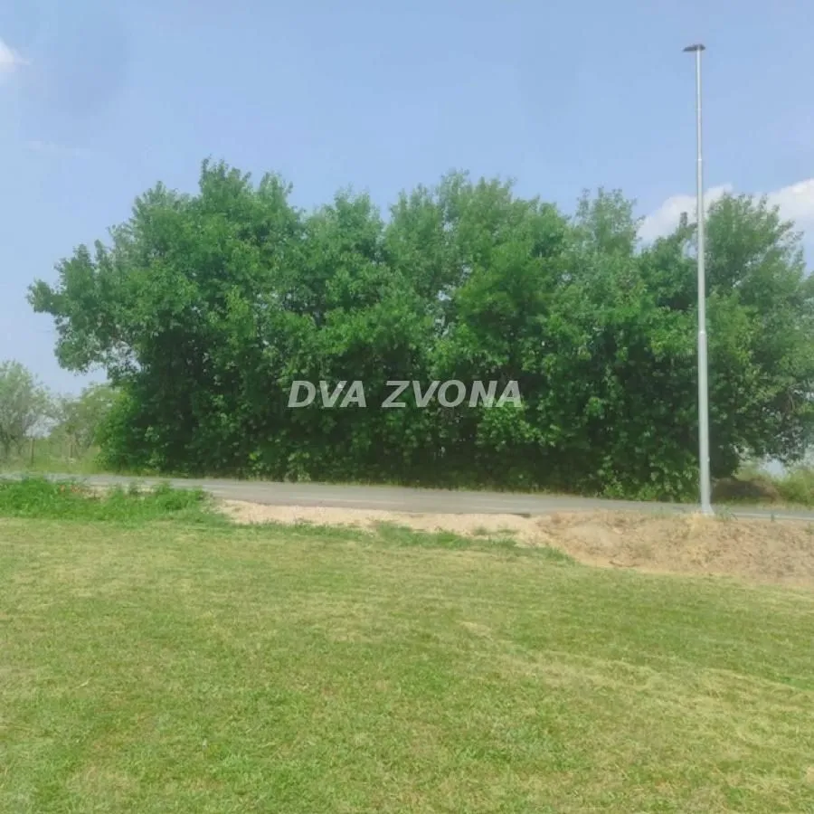 Prodaja, plac, 6800m², Stari Slankamen, Inđija