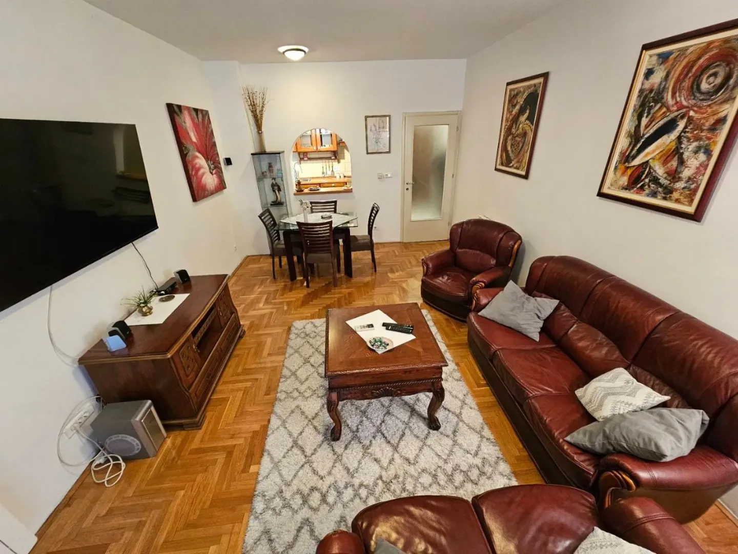 Izdavanje, dvosoban stan, 80m², Preko Morače, Podgorica