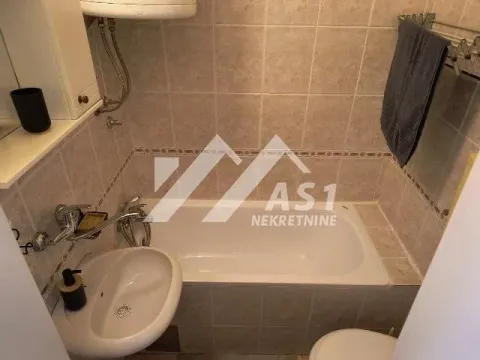 Izdavanje, stan, 30m², Grbavica, Novi Sad Sve Podlokacije - image 7