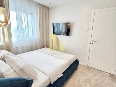 Izdavanje, trosoban stan, 69m², Bulevar Evrope, Novi Sad Sve Podlokacije - image 8