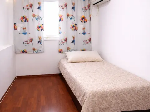 Prodaja, trosoban stan, 66m², Centar, Podgorica - image 4