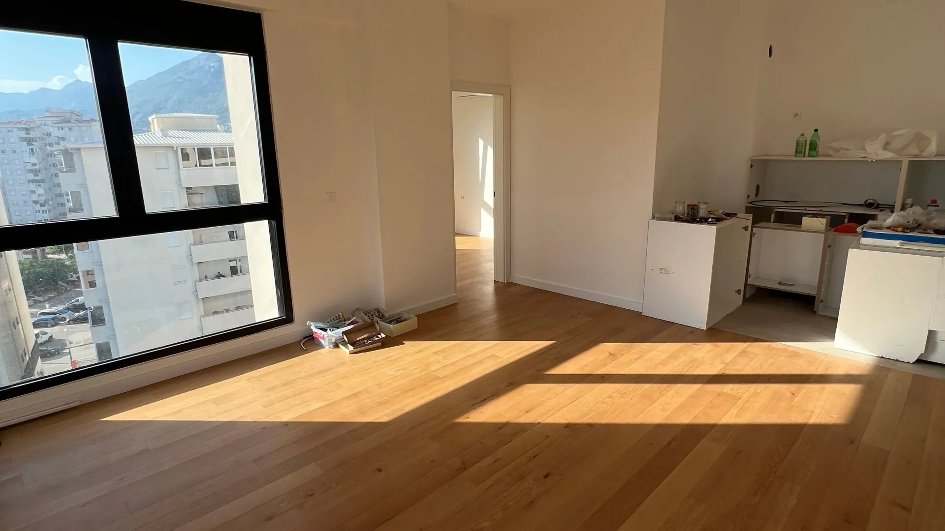Sale, two bedroom apartment, 81m², Centar, Bar