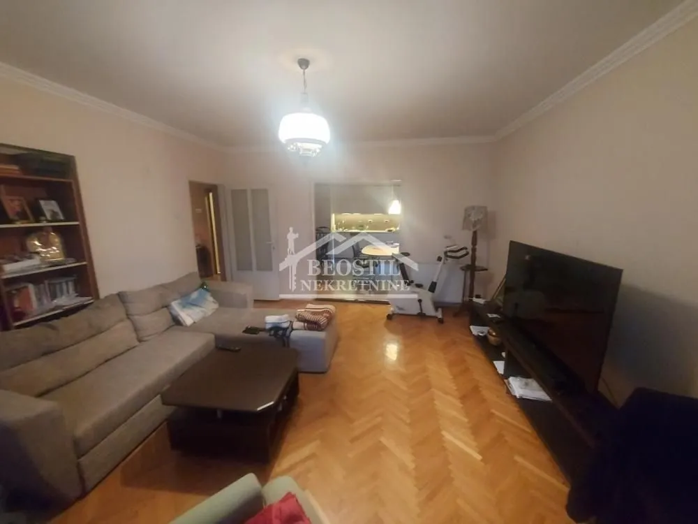 Prodaja, ugostiteljski objekat, 576m², Centar, Smederevo