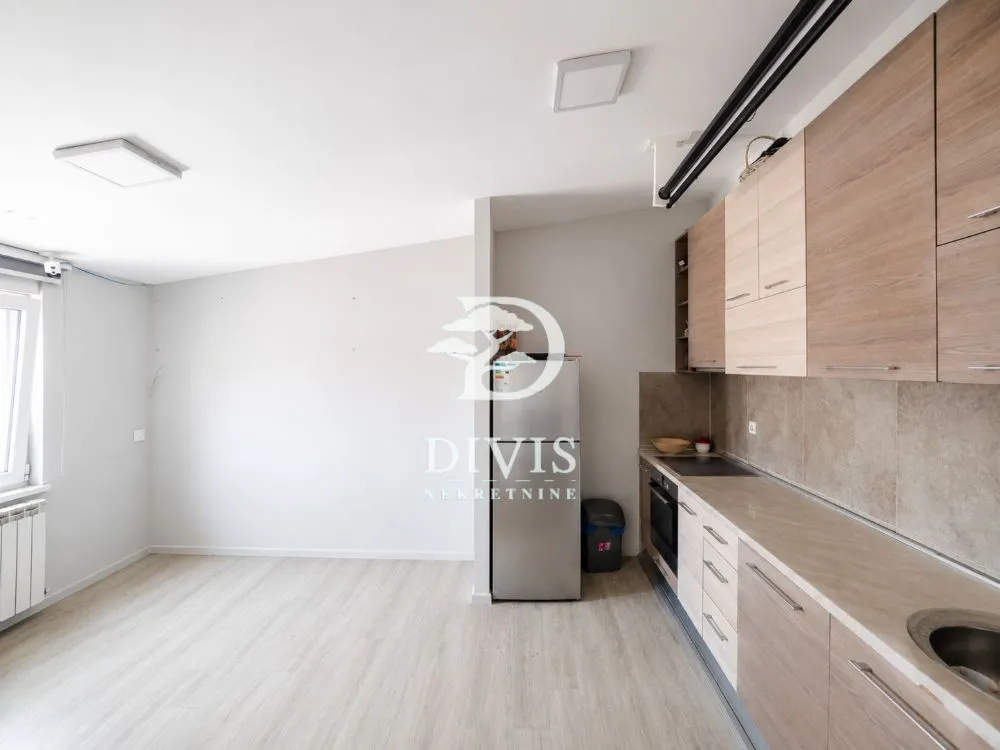Sale, apartment, 118m², Đeram Pijaca, Beograd