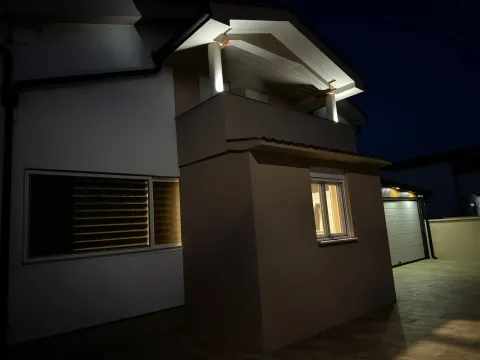 Sale, house, 200m², Karaburško Polje, Podgorica - image 5