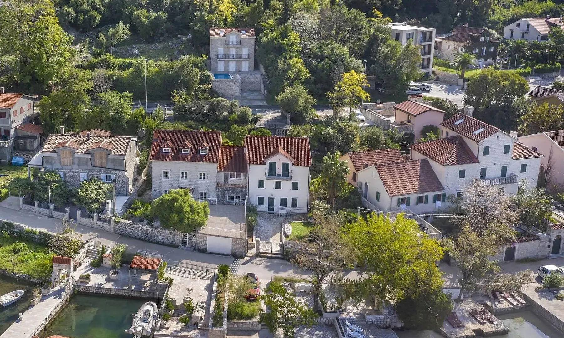 Prodaja, kuća, 181m², Ljuta, Kotor