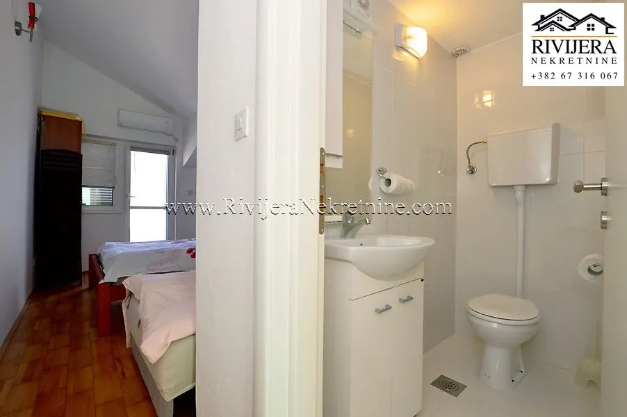 Prodaja, kuća, 130m², Njivice, Herceg Novi