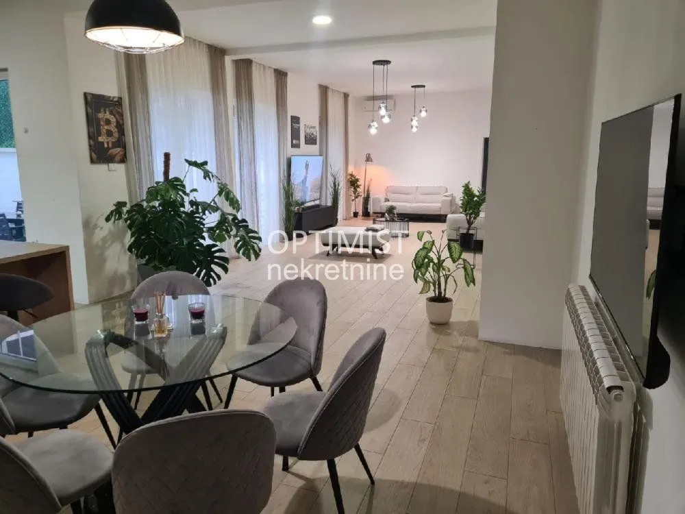Sale, apartment, 210m², Savski Venac, Beograd