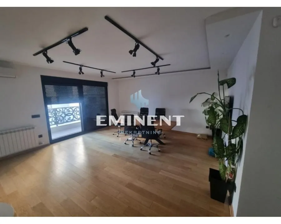 Izdavanje, stan, 86m², Lipov Lad, Zvezdara Sve Podlokacije